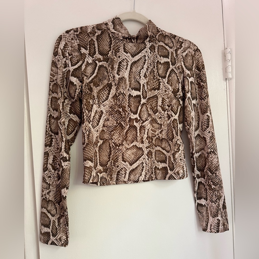 H&M Snakeskin Printed Top EUC